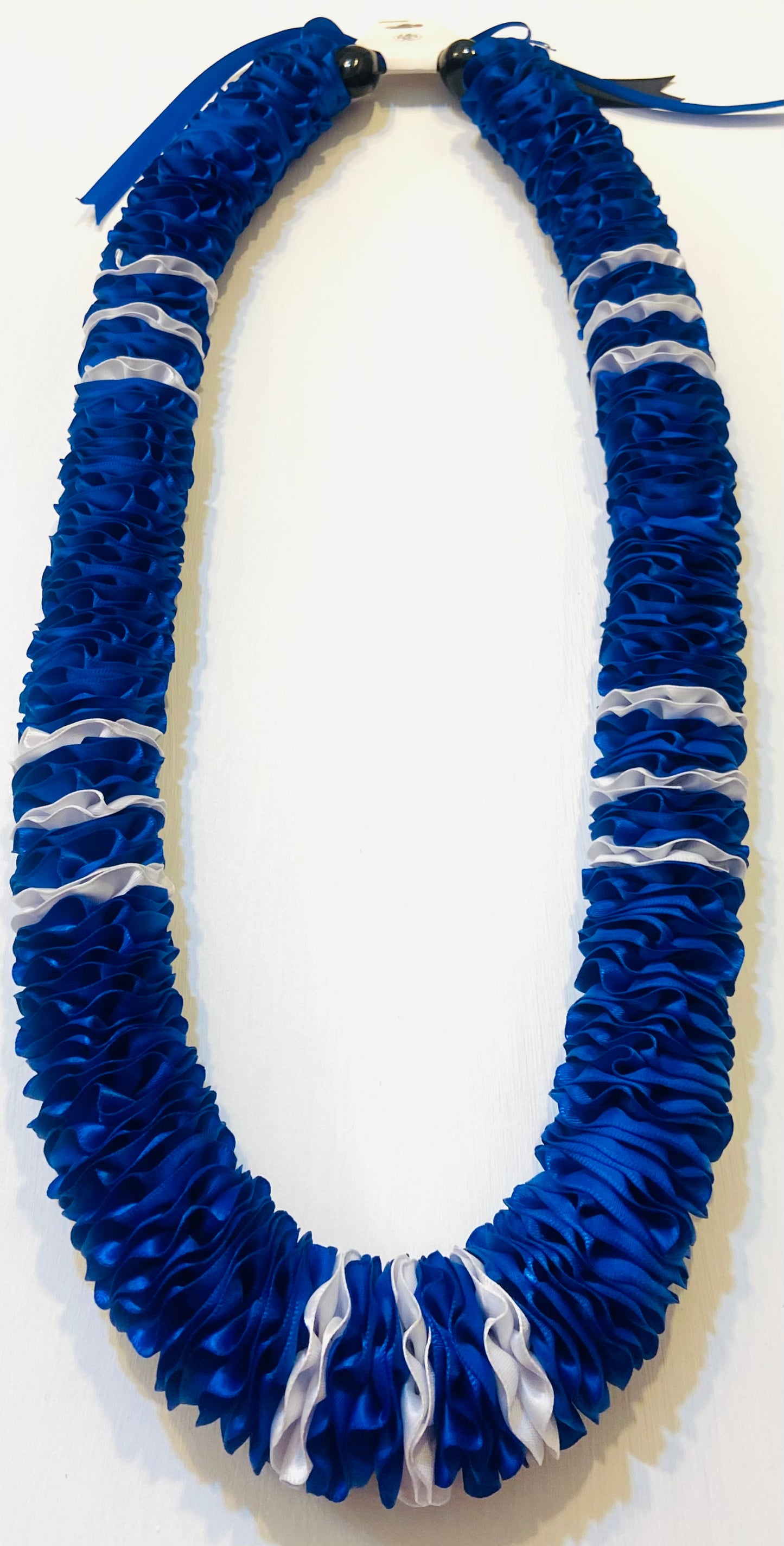Carnation Stripe Ribbon Lei (2 colors)