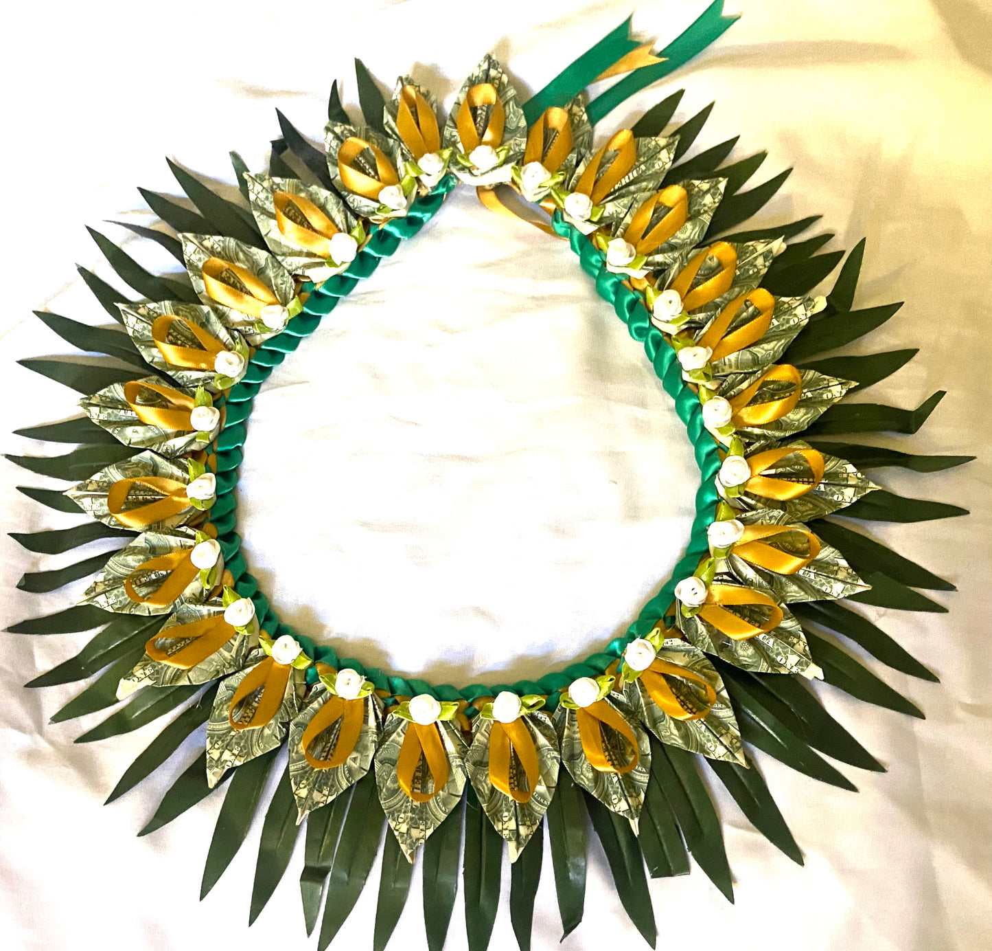 Royal Money Lei (includes 20 - 25 Dollar Bills)