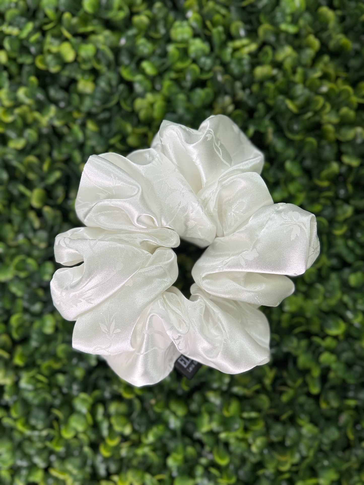 Jasmine Scrunchie (XXL)