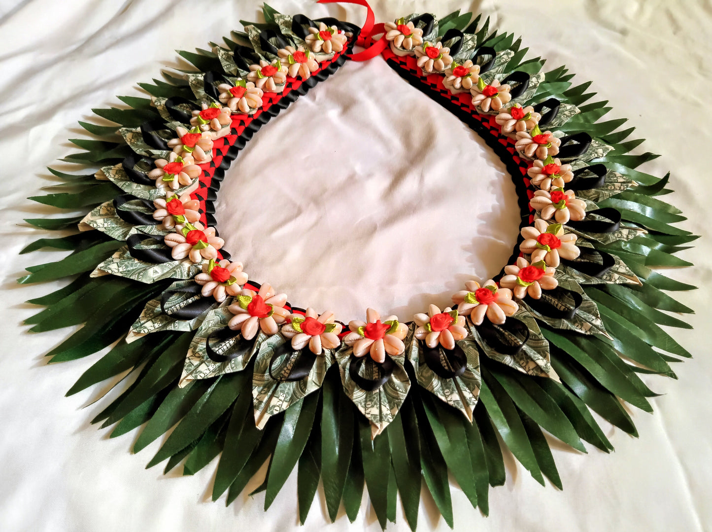Royal Money Lei